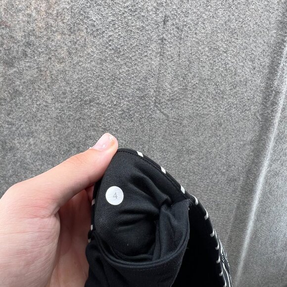 Lululemon Leggings Women 4 Black White Wunder Under Crop Waistband Full-On Capri - Picture 10 of 10